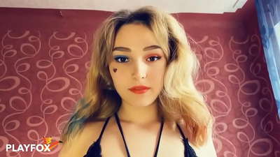 Magic foju otito gilaasi fun mi ibalopo pẹlu Harley Quinn